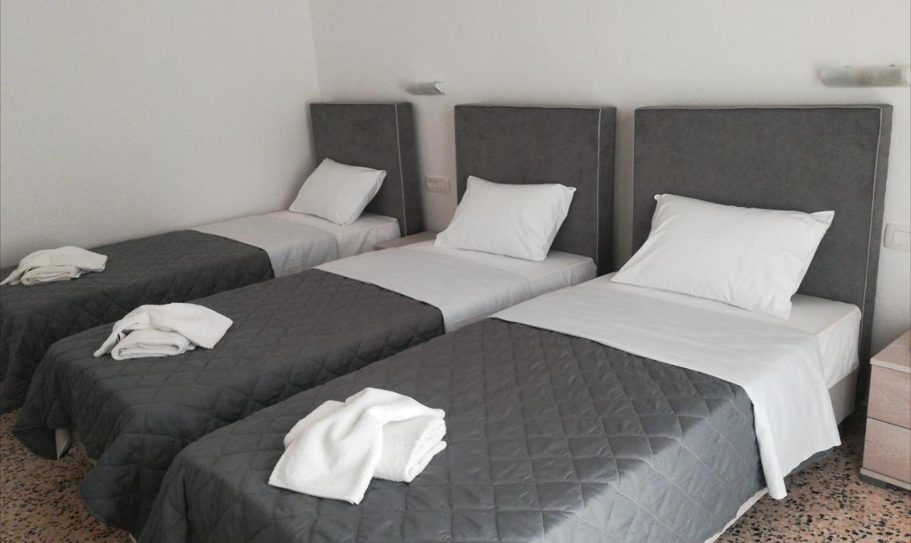 Nikos Hotel كارتيرادوس المظهر الخارجي الصورة