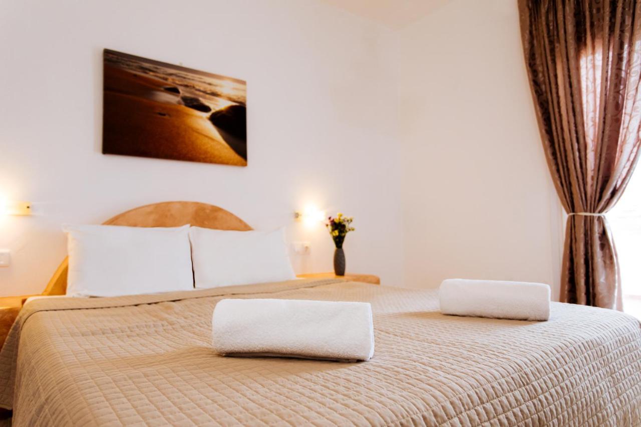 Nikos Hotel كارتيرادوس المظهر الخارجي الصورة